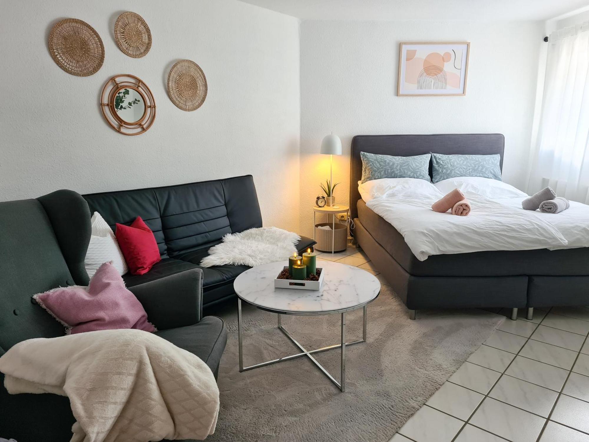 Ferienwohnung Rote Tuer - Landleben Pur! Kirchhain Exteriör bild